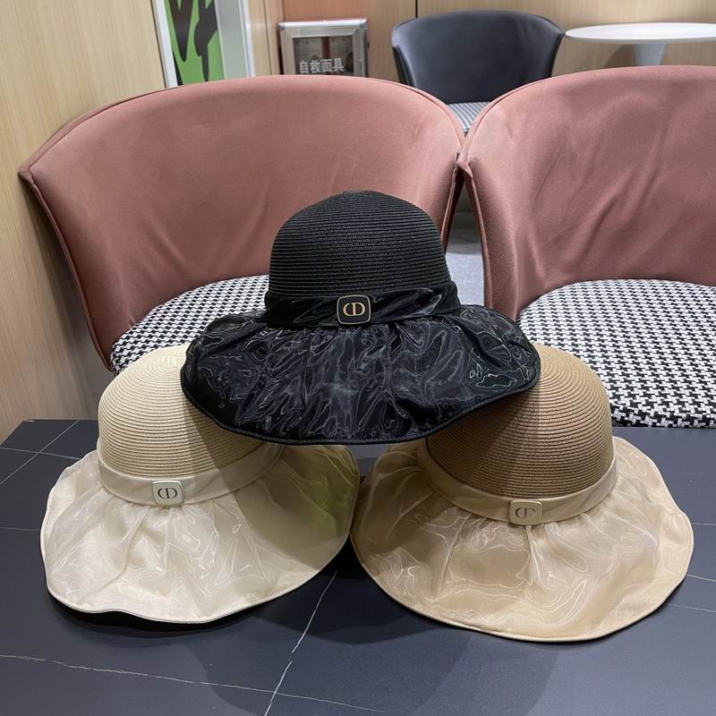 Dior hat 032005
